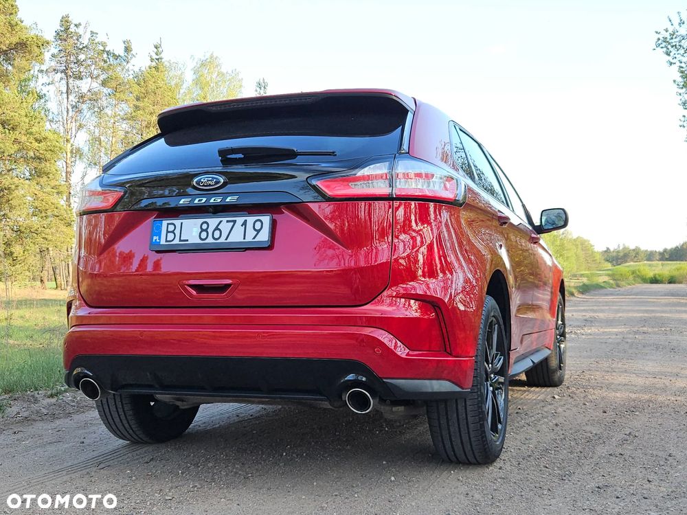 Ford Edge - 32