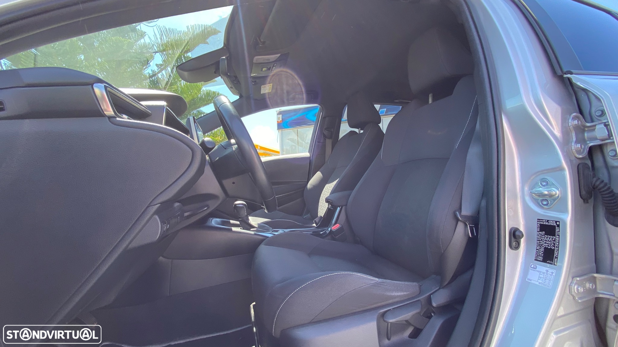 Toyota Corolla Touring Sports 1.8 Hybrid Exclusive - 22