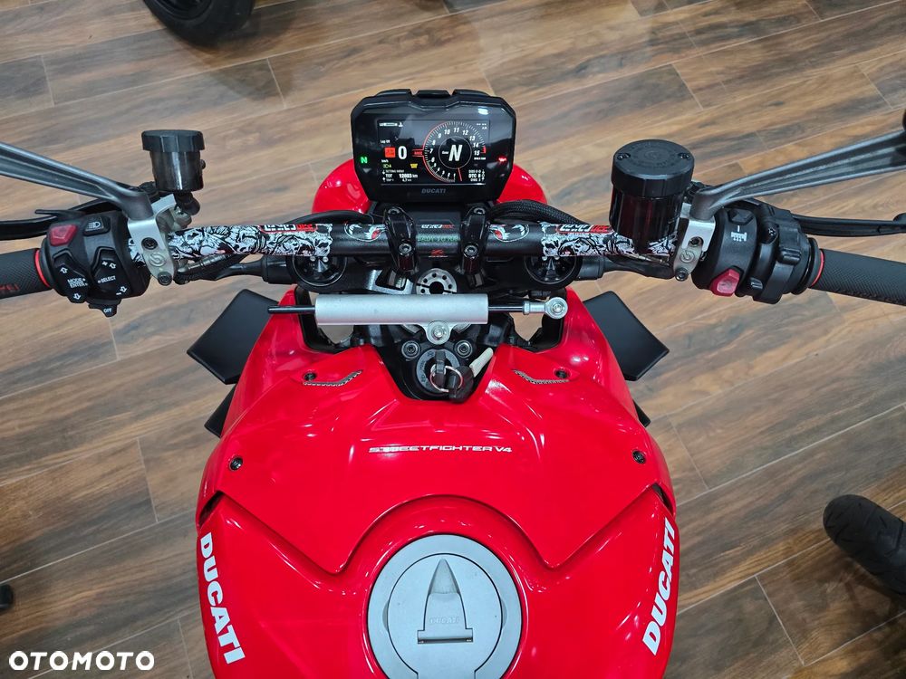 Ducati Streetfighter V4 - 28