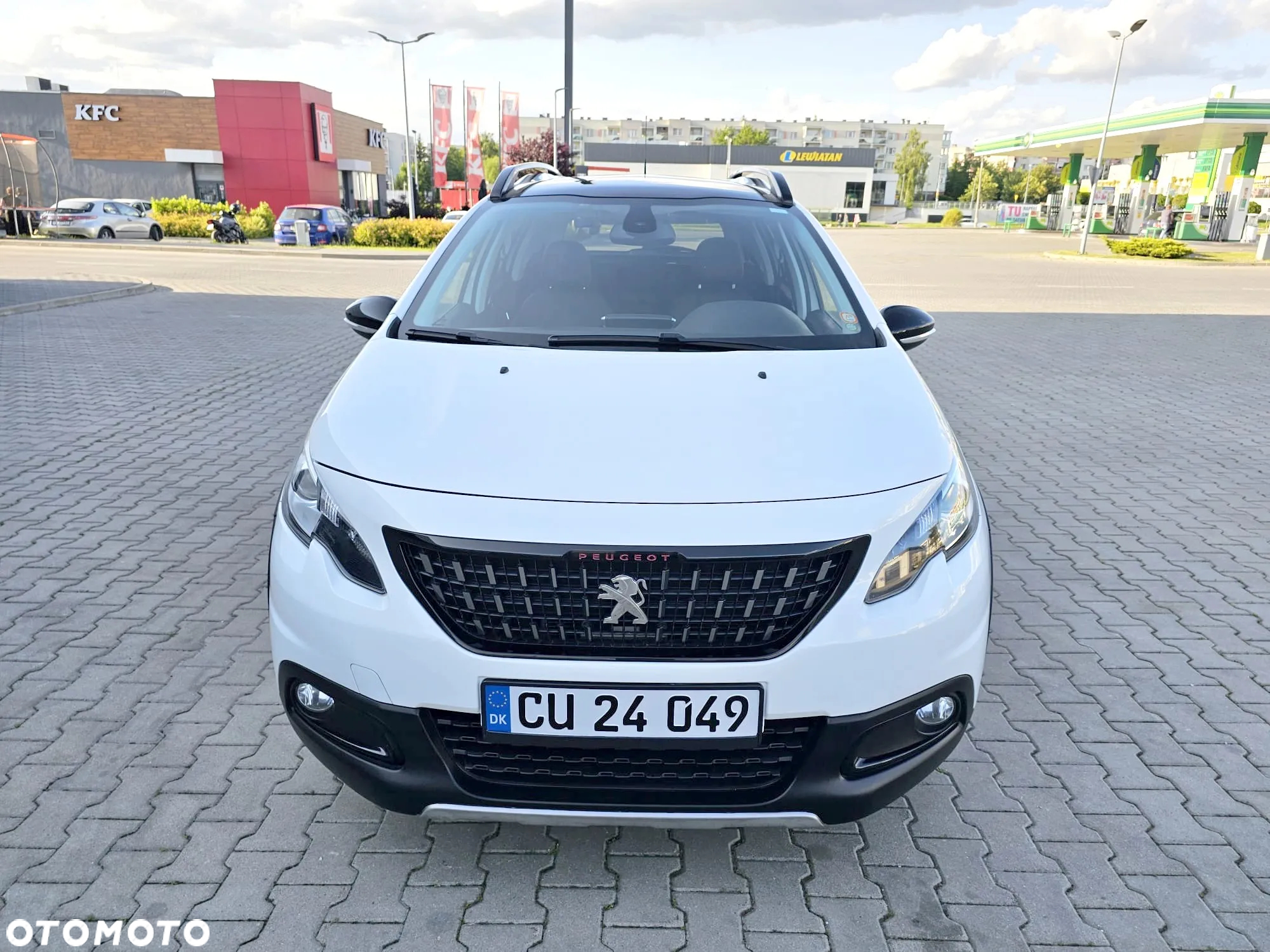 Peugeot 2008 BlueHDi FAP 120 STOP & START GT-Line Edition - 9