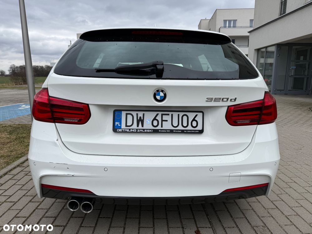 BMW Seria 3 320d - 12
