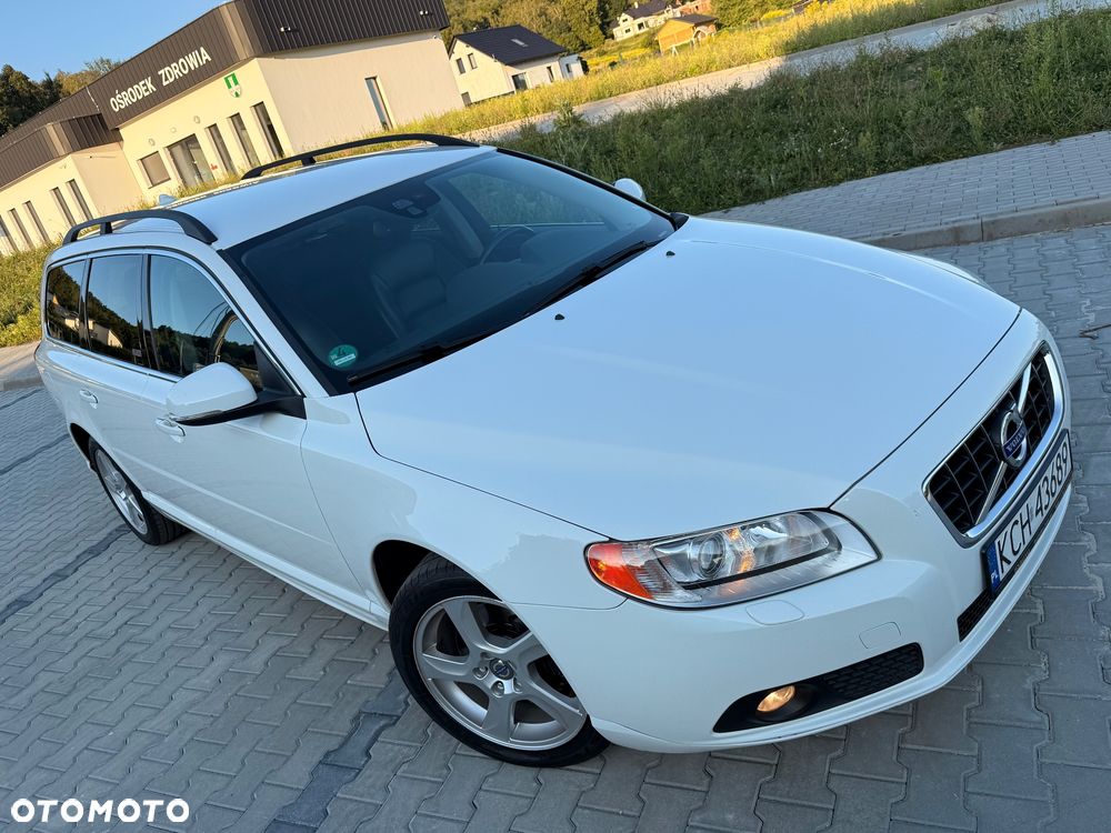 Volvo V70 D3 Momentum - 13