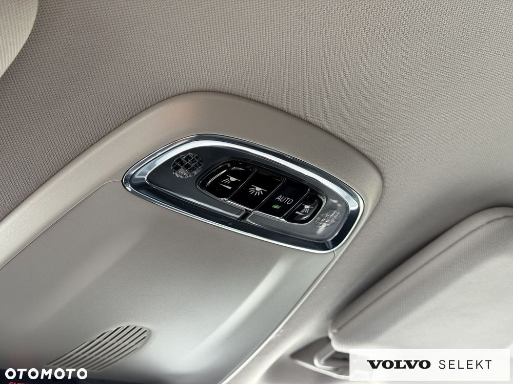 Volvo XC 90 - 36