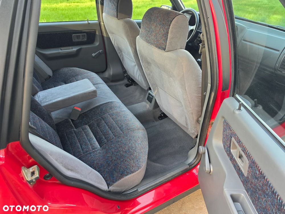 Volvo Seria 400 - 23