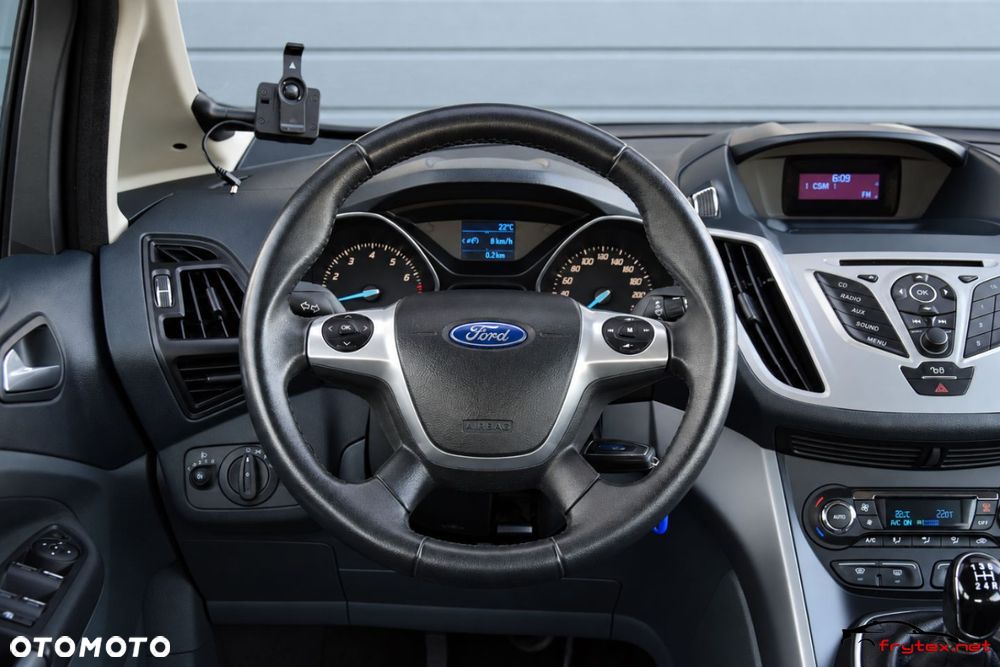 Ford Grand C-MAX - 32