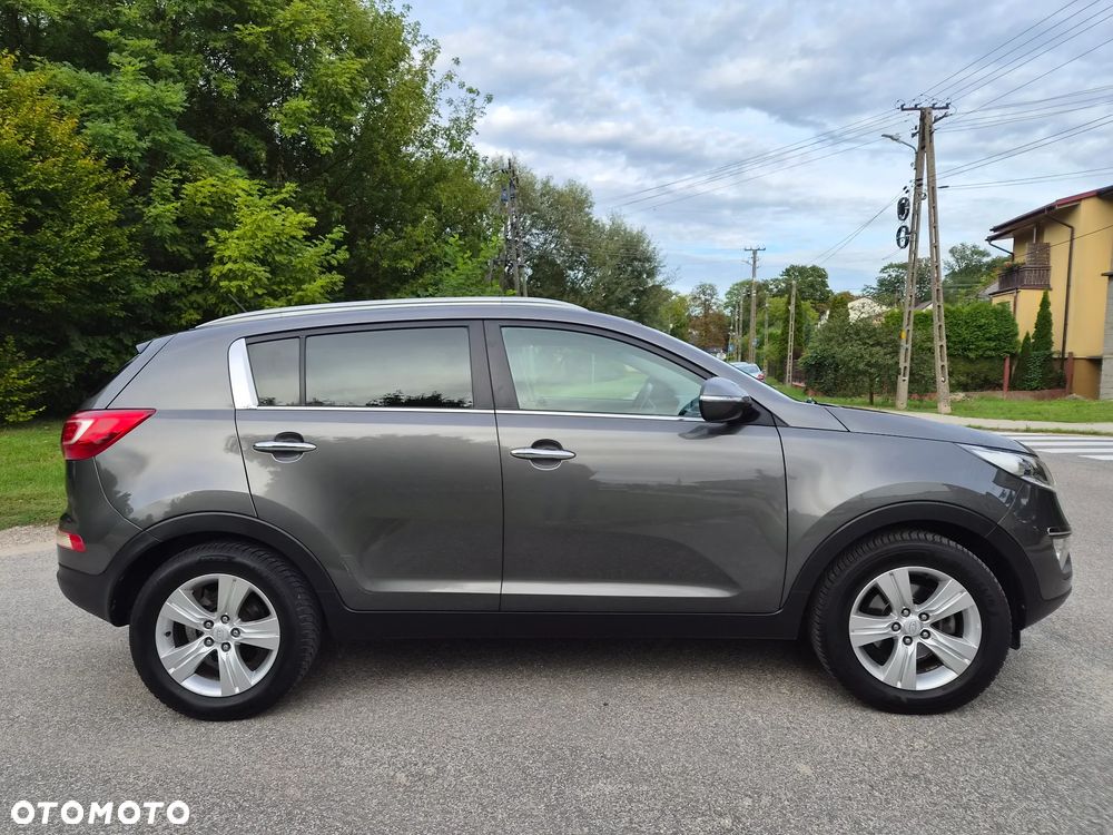 Kia Sportage 2.0 L - 18