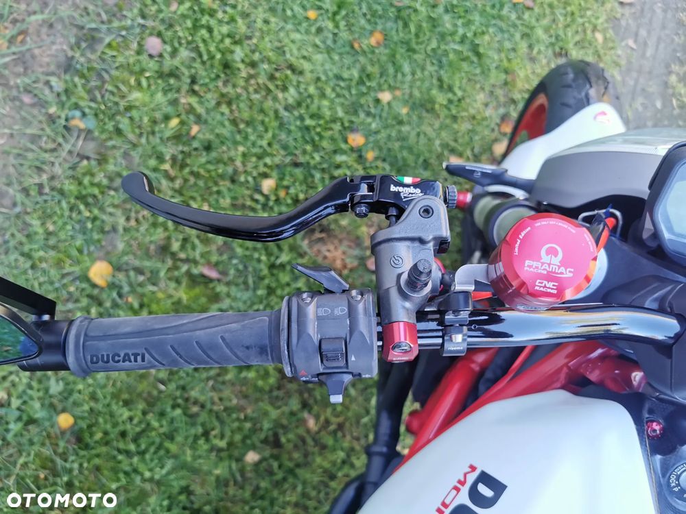 Ducati Monster - 16