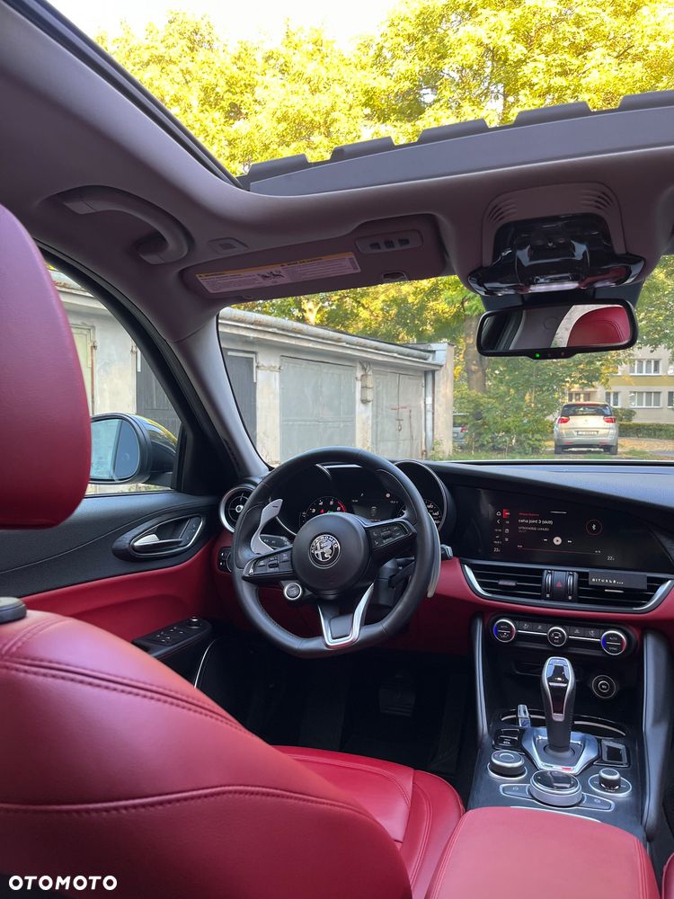 Alfa Romeo Giulia - 23