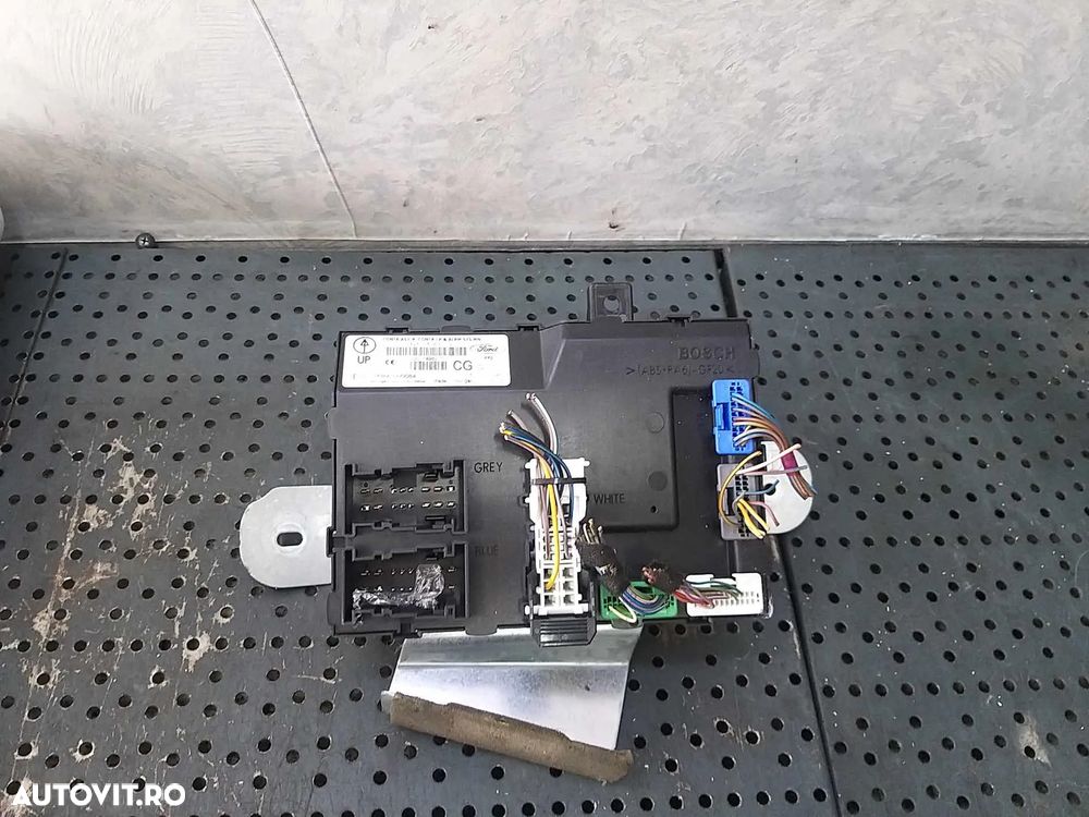 Modul calculator confort ford fiesta 6 cb1 ccn 8v5115k600cg - 1