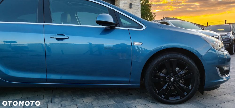 Opel Astra 1.4 Turbo Exklusiv - 9
