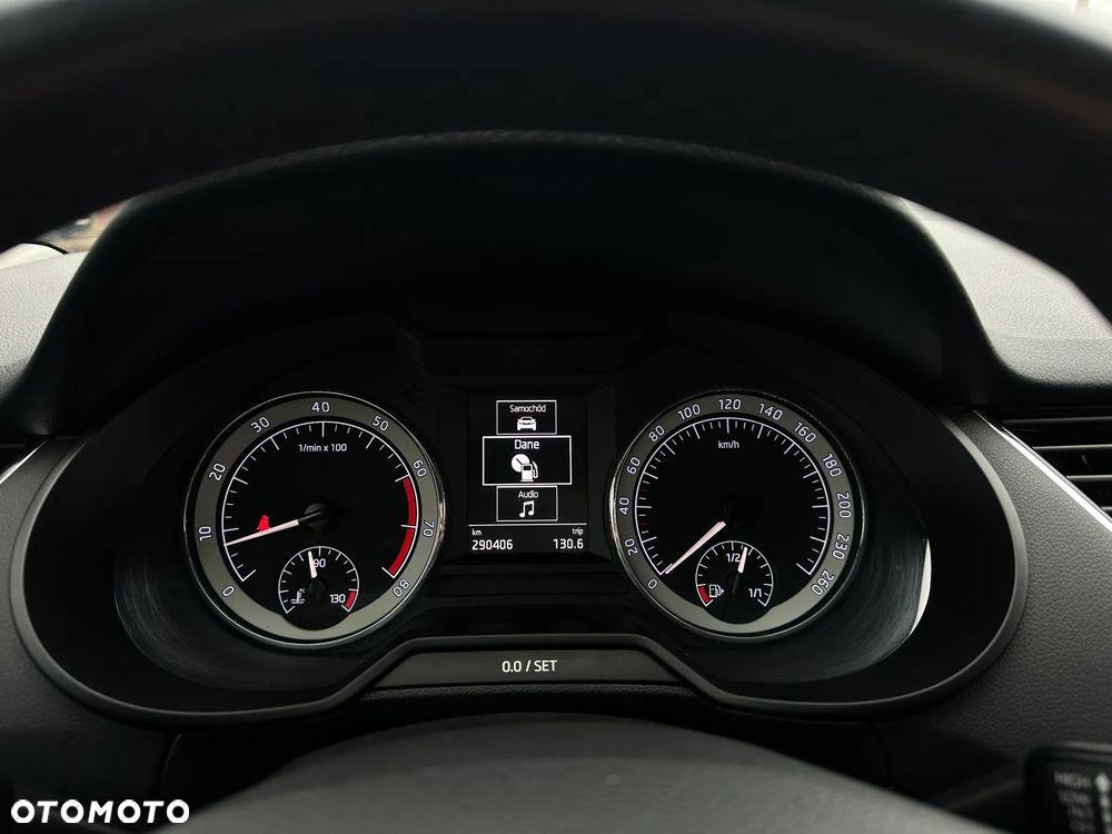 Skoda Octavia - 30