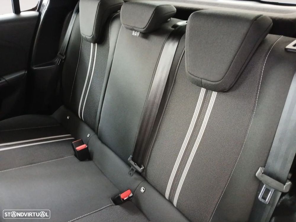 Opel Corsa 1.2 T GS - 15