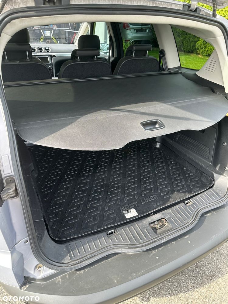 Ford S-Max 2.0 TDCi DPF Titanium X - 19