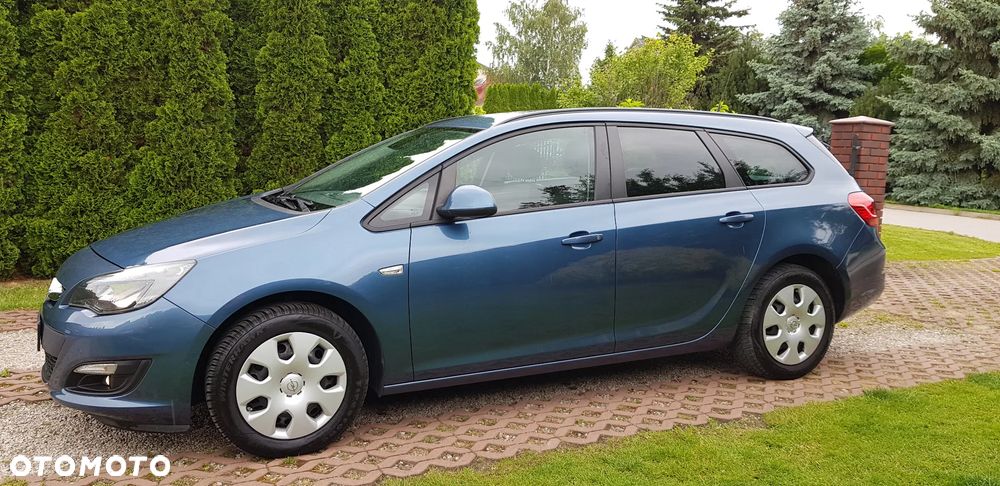 Opel Astra 1.4 Turbo Exklusiv - 4