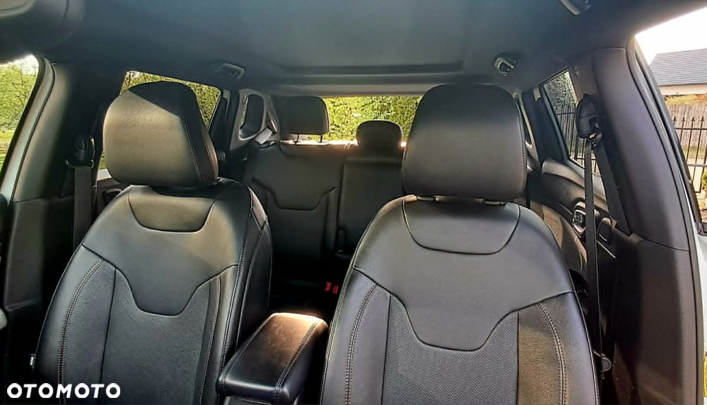 Jeep Compass - 22