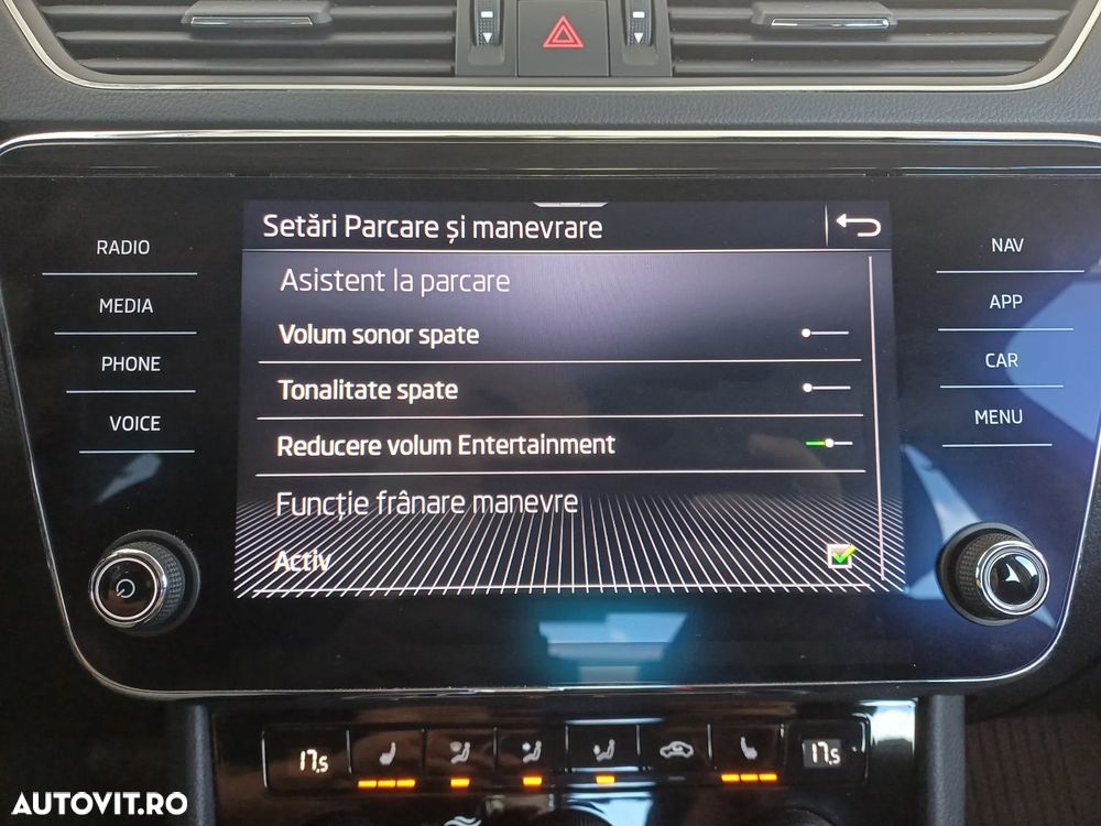 Skoda Superb 2.0 TDI DSG Ambition - 23