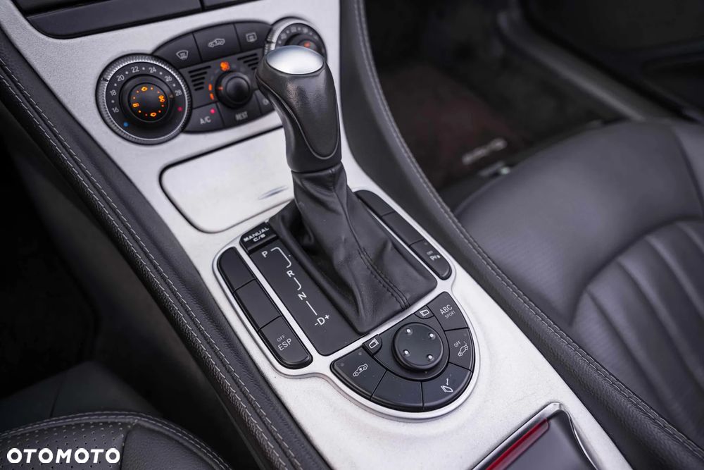 Mercedes-Benz SL - 29