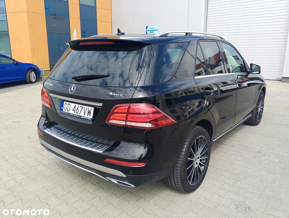 Mercedes-Benz GLE 250 d 4-Matic - 5