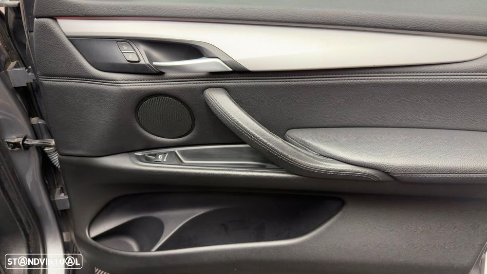 BMW X5 25 d sDrive Comfort 7L - 48