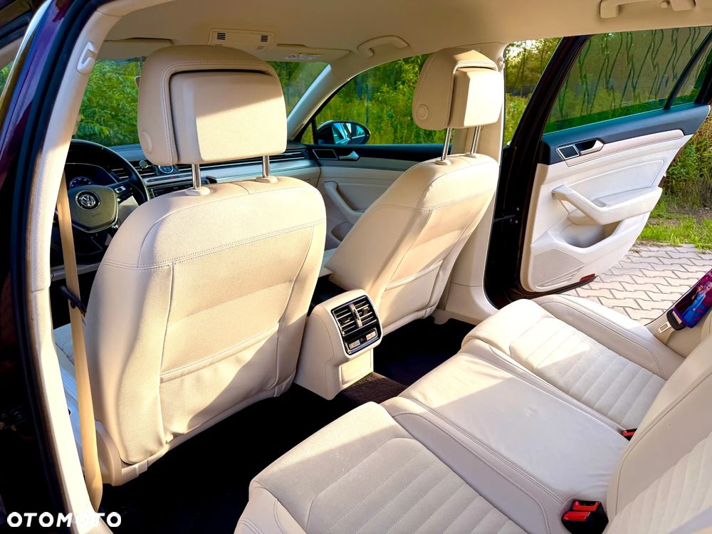 Volkswagen Passat 2.0 TDI BMT Highline DSG - 18