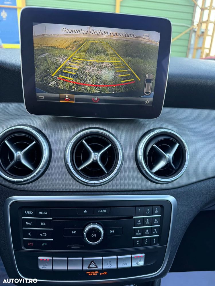 Mercedes-Benz CLA - 16