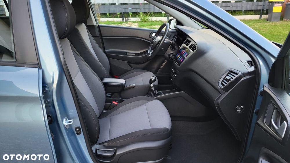 Hyundai i20 blue 1.2 YES!+ - 31