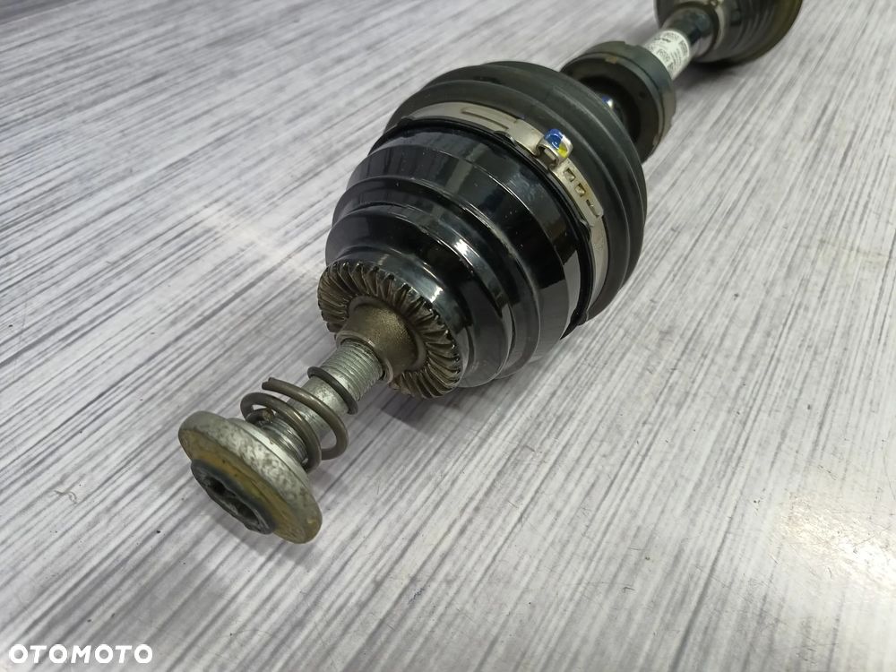 BMW F39 F48 MINI F54 F60 Półoś lewy przód 5A2E057 - 5
