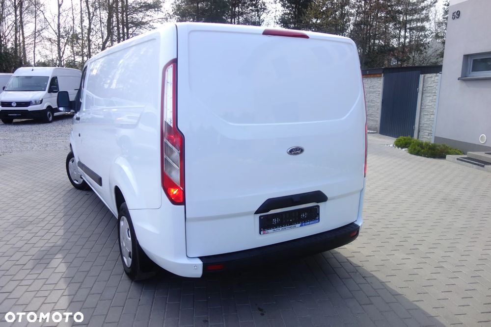 Ford Transit Custom Long 2.0 ecoblue 130 KM Klima - 4