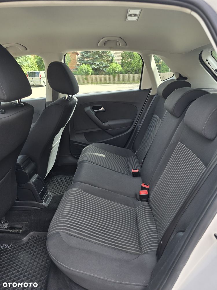 Volkswagen Polo - 8