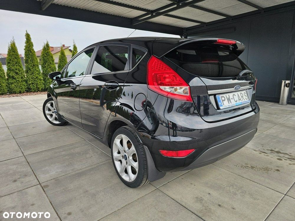 Ford Fiesta 1.25 Titanium X - 4