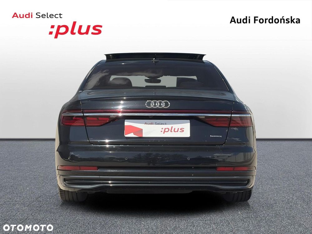Audi A8 - 5