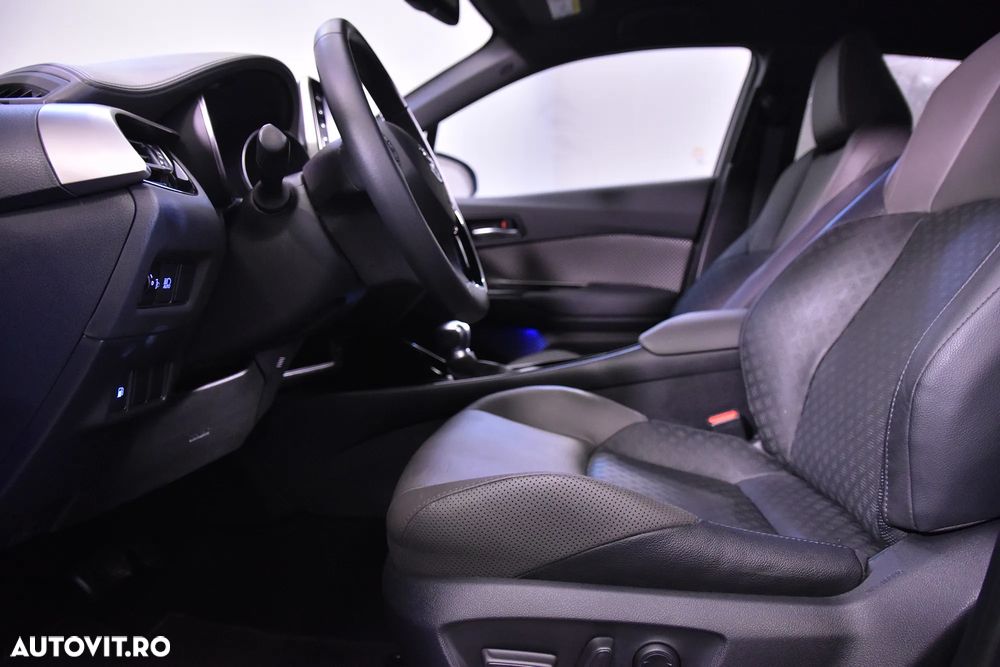 Toyota C-HR - 24