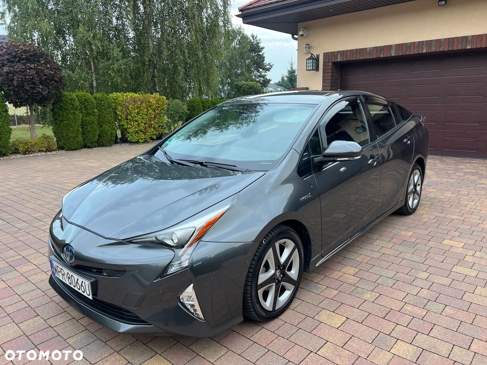 Toyota Prius 1.8 Hybrid Executive - 2