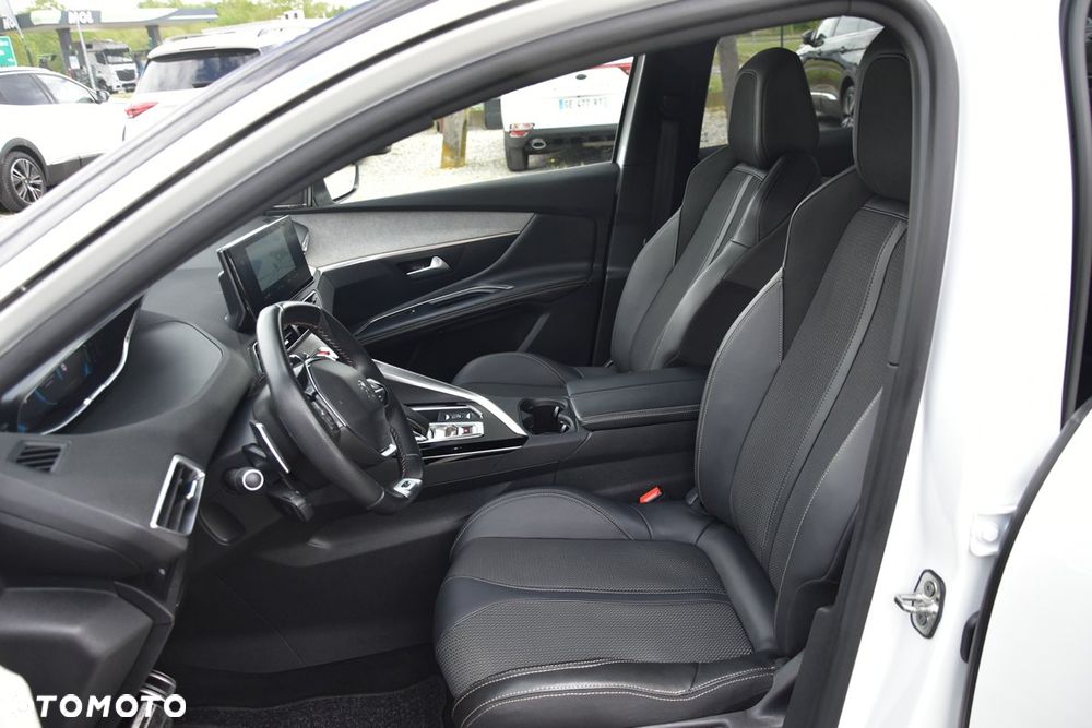 Peugeot 3008 225 e-EAT8 GT Pack - 23