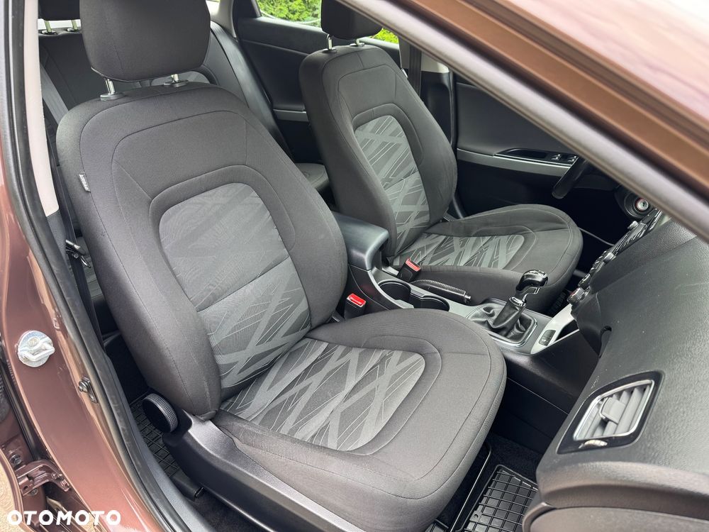 Kia Ceed 1.4 CVVT - 17