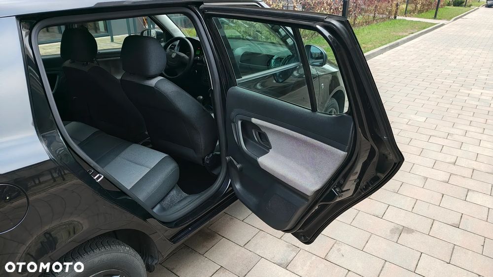 Skoda Fabia 1.2 HTP Classic - 12