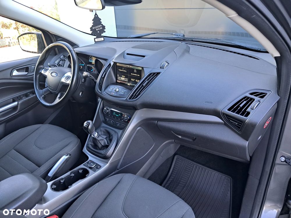 Ford Kuga 2.0 TDCi 2x4 Trend - 9