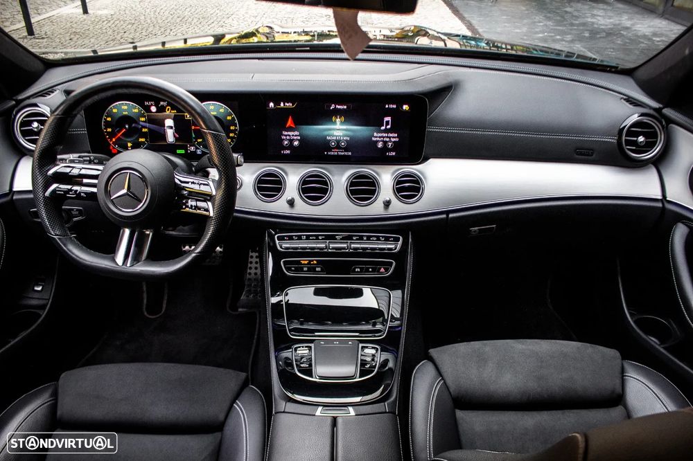 Mercedes-Benz E 300 e AMG Line - 4