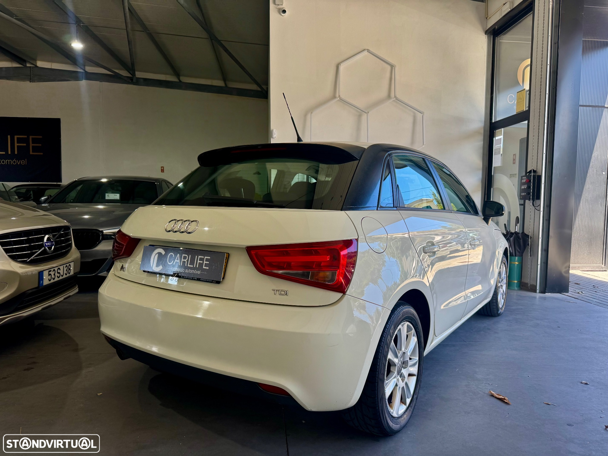 Audi A1 Sportback 1.6 TDI Advance - 9