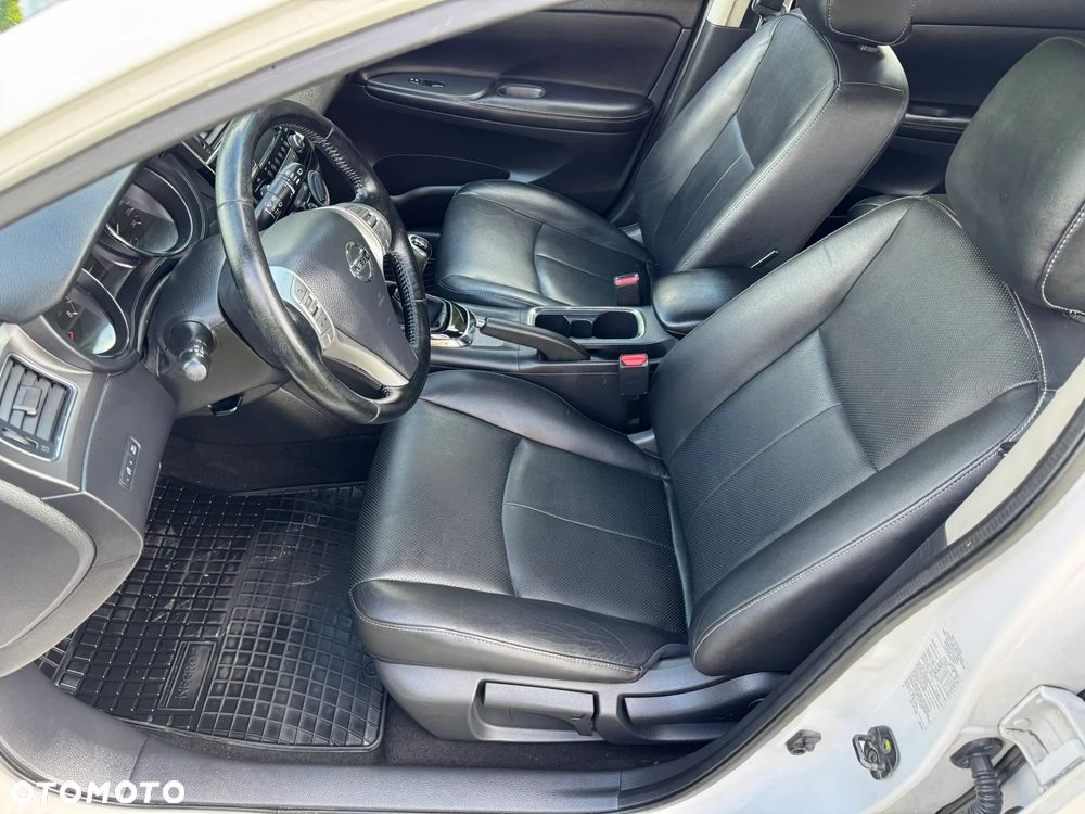 Nissan Pulsar 1.2 DIG-T Acenta - 10