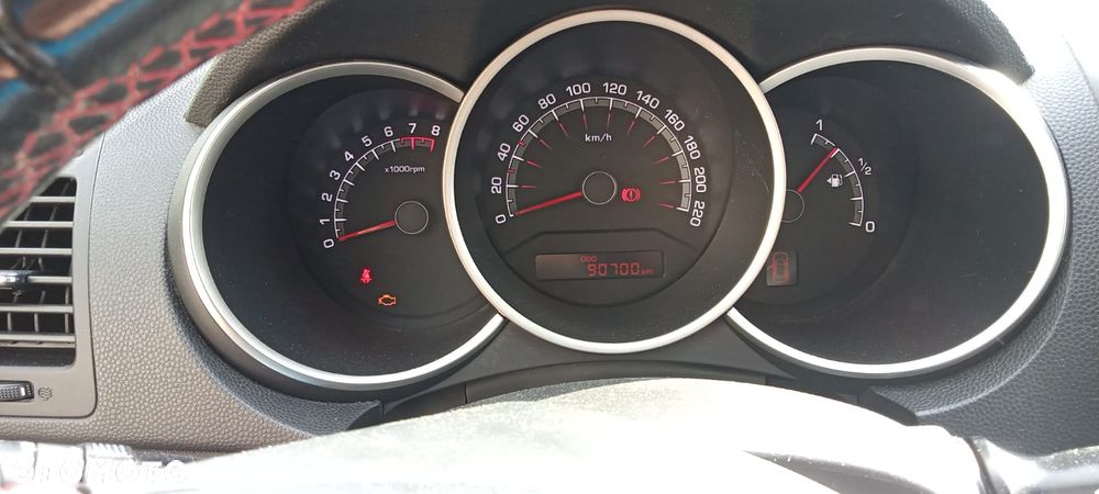 Kia Venga 1.4 L - 9