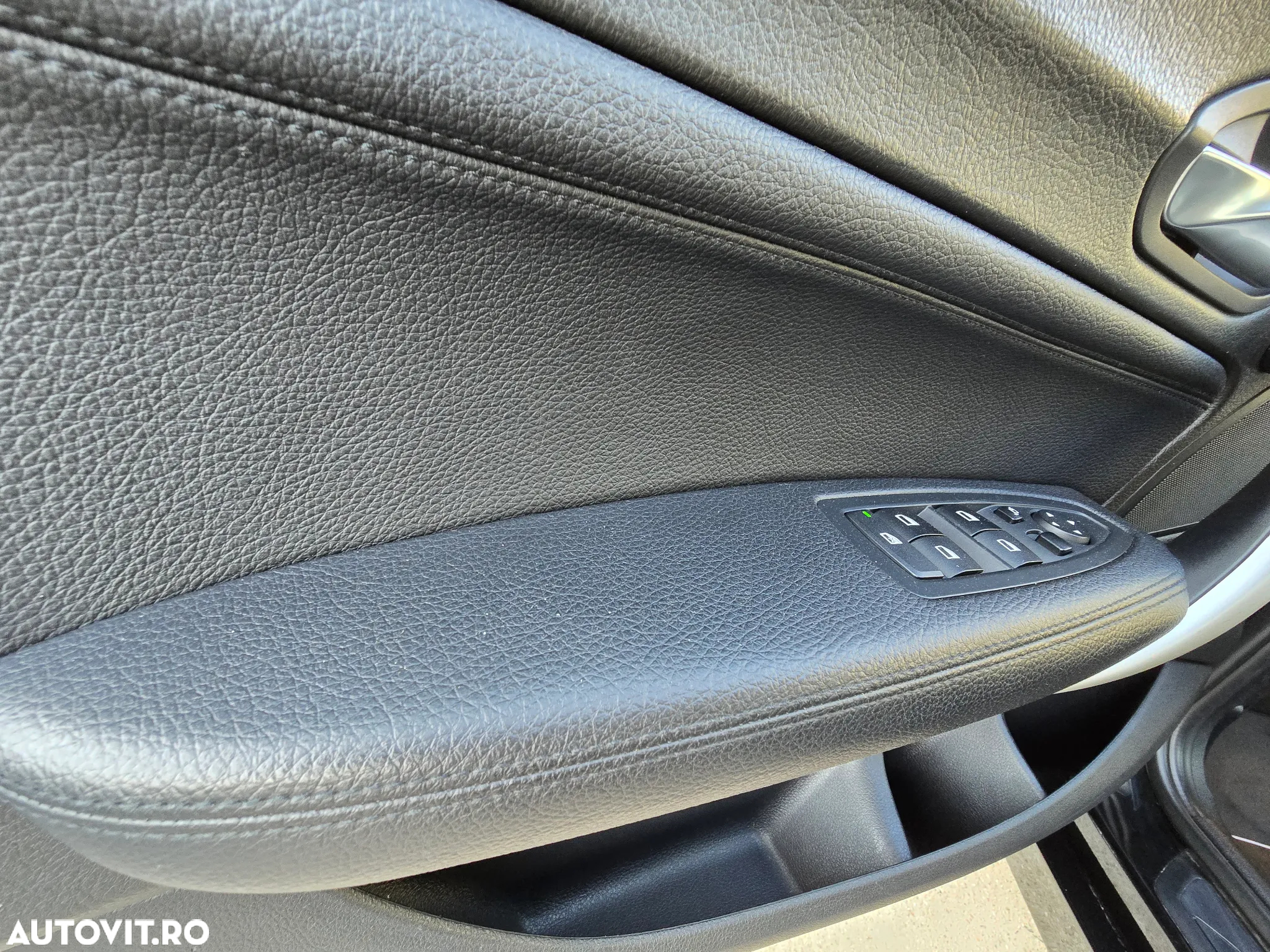BMW Seria 1 120i Aut. M Sport - 8