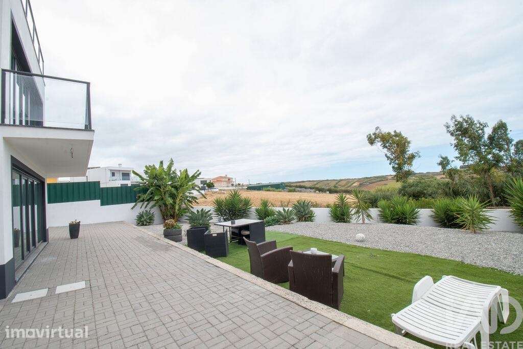 Casa / Villa T4 em Lourinhã e Atalaia - Grande imagem: 4/40