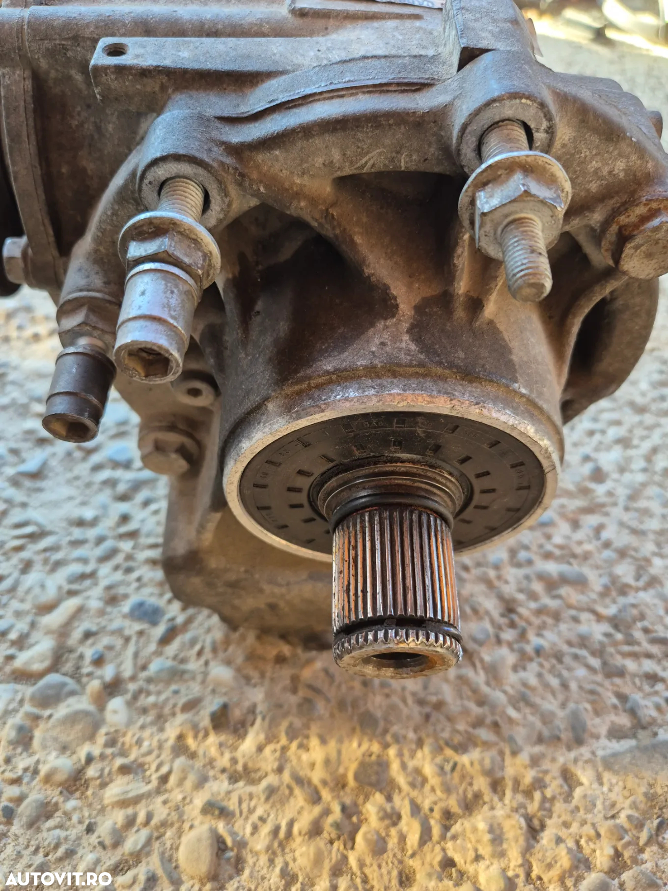 CUTIE TRANSFER / GRUP  FATA  VW TIGUAN  2.0 TDI / CUTIE MANUALA cod 0A6409053AB - 4