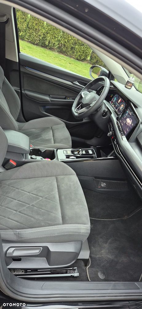 Volkswagen Golf 1.5 eTSI EVO Style DSG - 5