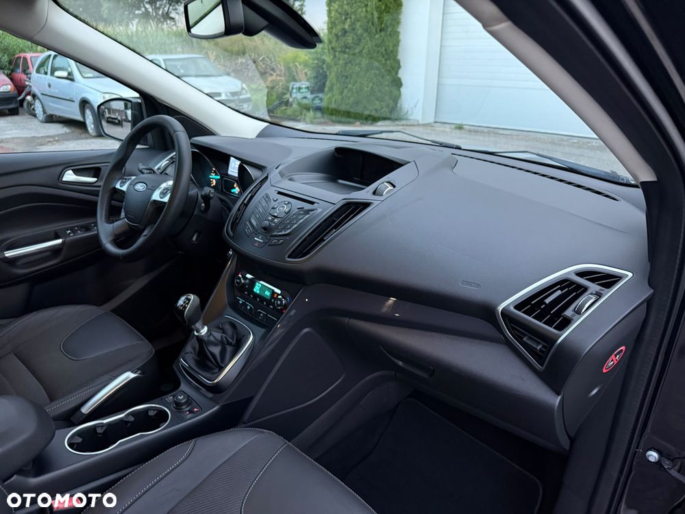 Ford Kuga 2.0 TDCi 2x4 Trend - 22