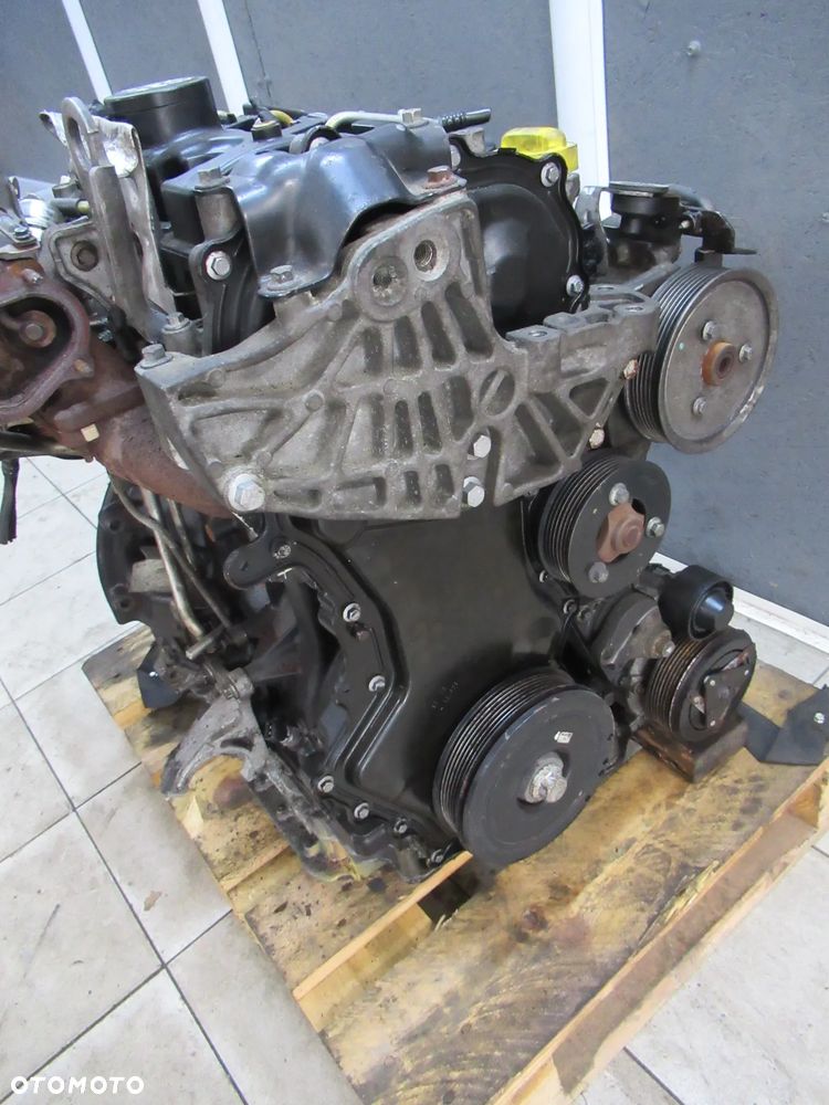 Silnik KOMPLETNY 2.0 dci M9R Vivaro Trafic m9r M9R E4 - 7