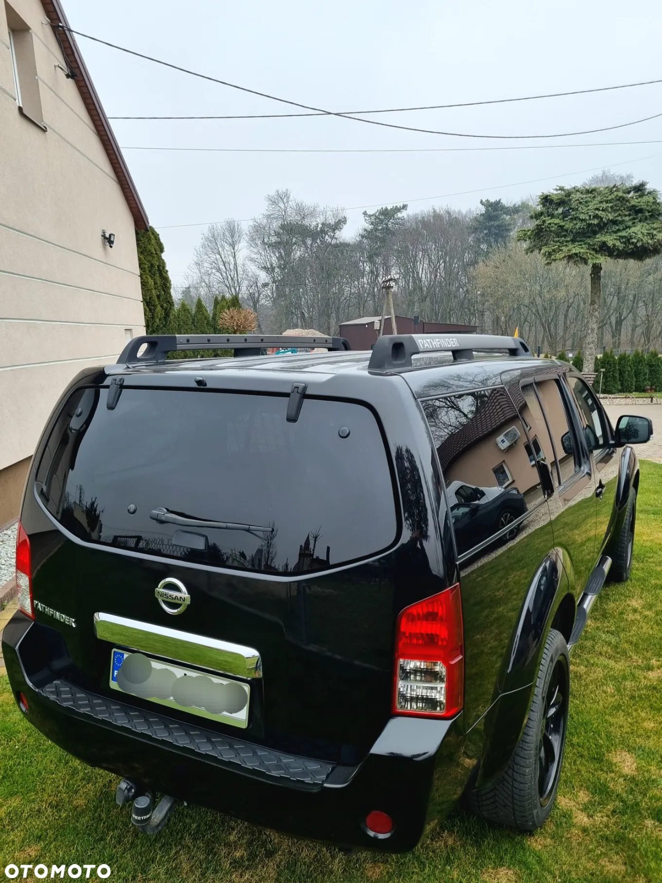 Nissan Pathfinder - 5