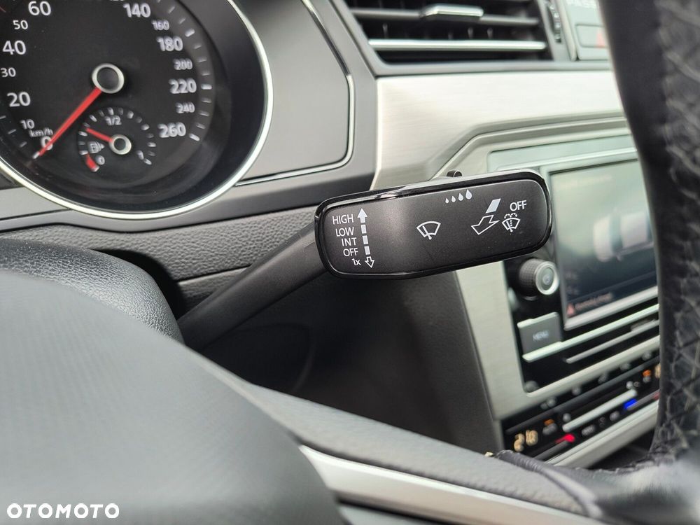 Volkswagen Passat 1.5 TSI EVO Essence - 21