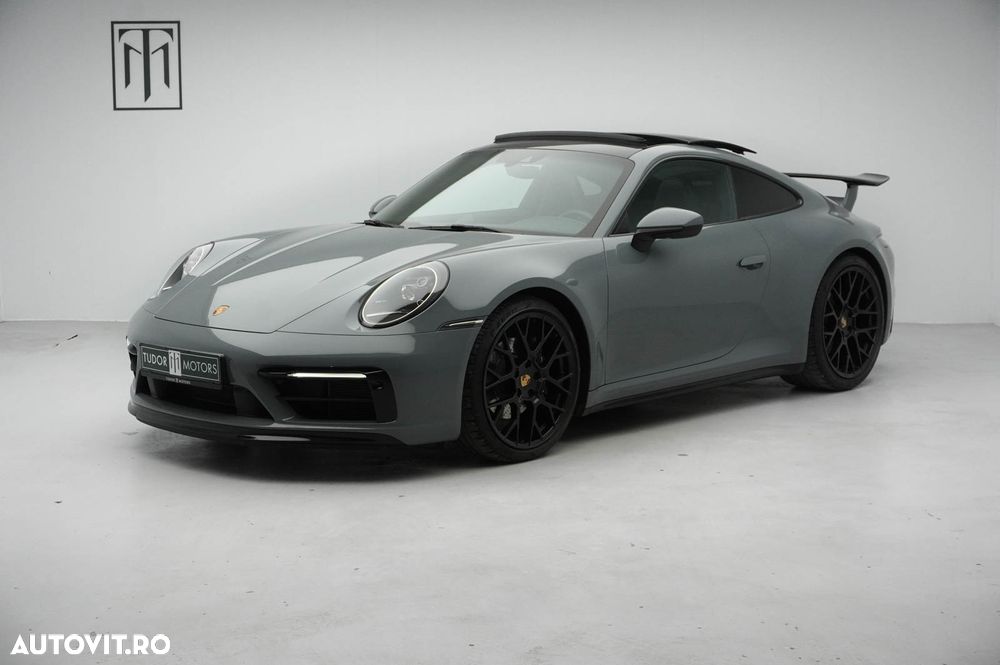 Porsche 911 Carrera 4 PDK - 2